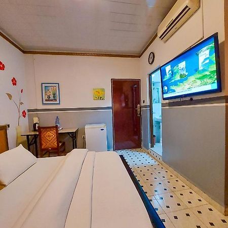 Hotel Relax Kinshasa Eksteriør billede