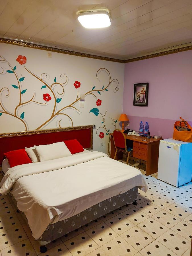 Hotel Relax Kinshasa Eksteriør billede