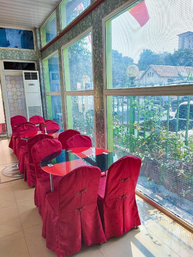 Hotel Relax Kinshasa Eksteriør billede