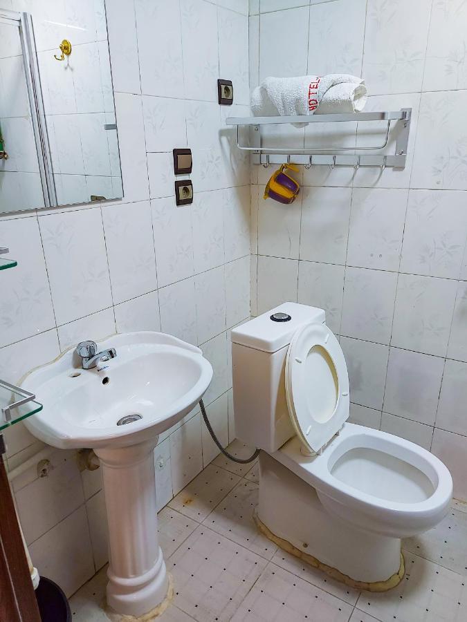 Hotel Relax Kinshasa Eksteriør billede