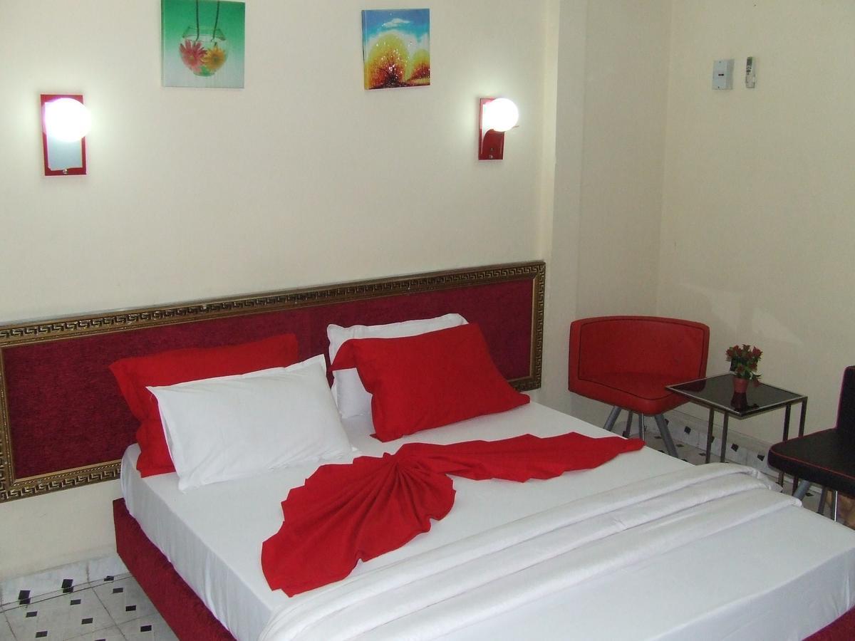 Hotel Relax Kinshasa Eksteriør billede